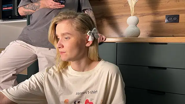 Adelovenick online show from 02-01-26, 08:51