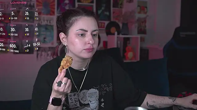 Lana  May online show from 02-15-25, 05:39