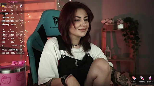 Lana  May online show from 09-24-25, 09:49