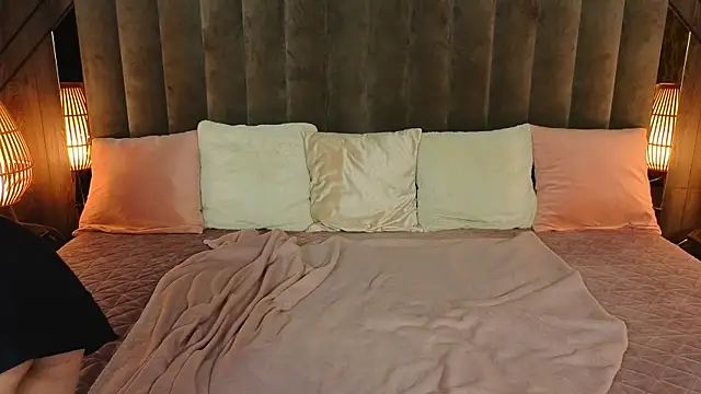 Snapshot of Daisy_Delight chatting on 09-12-25, 07:57 Daisy Delight online show from 09-12-25, 07:57