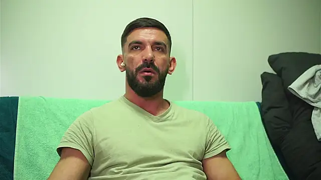 Snapshot of Adam_First chatting on 02-17-26, 04:54 Adam First online show from 02-17-26, 04:54