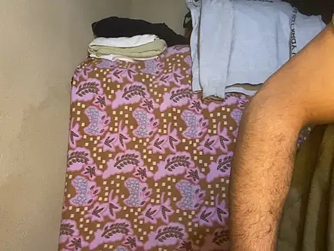 Snapshot of GaaTto chatting on 03-13-25, 02:38 GaaTto online show from 03-13-25, 02:38