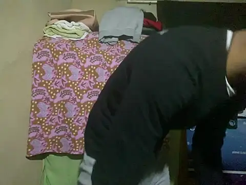 Snapshot of GaaTto chatting on 03-15-25, 02:14 GaaTto online show from 03-15-25, 02:14