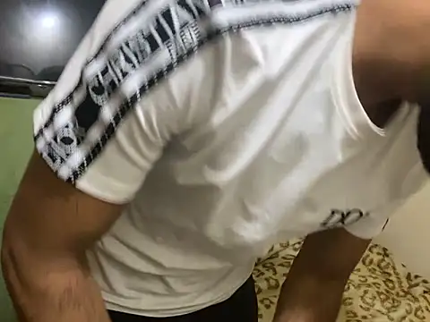 Snapshot of GaaTto chatting on 10-05-25, 12:45 GaaTto online show from 10-05-25, 12:45