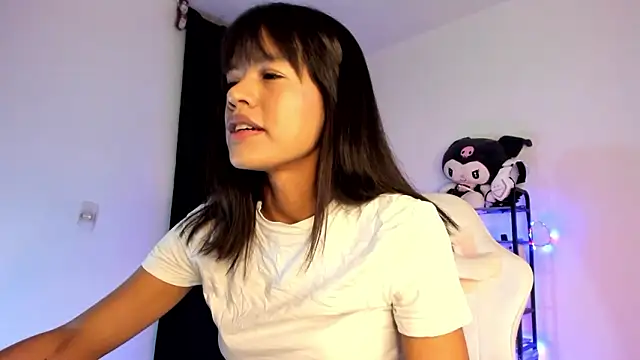 meganthompsonn22 online show from 03-05-26, 06:54