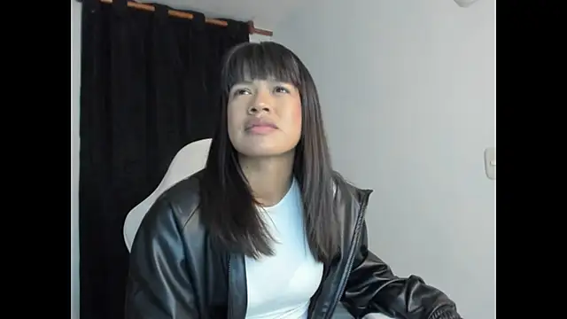 meganthompsonn22 online show from 05-24-26, 06:57