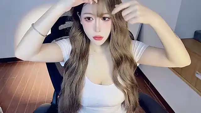 Naixue-520 online show from 05-18-26, 02:33