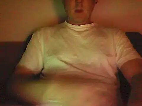 Snapshot of Sunnygun0 chatting on 03-18-25, 06:39 Sunnygun0 online show from 03-18-25, 06:39