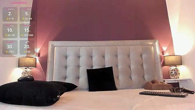 Snapshot of IssyRosse chatting on 04-29-26, 01:48 IssyRosse online show from 04-29-26, 01:48