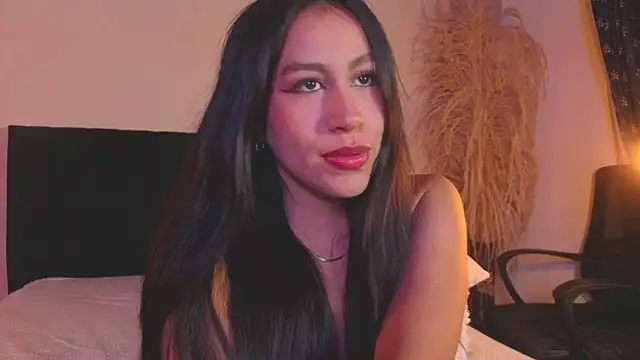 EmiGomez  online show from 07-05-26, 04:19