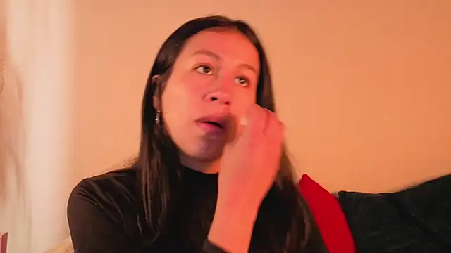 EmiGomez  online show from 09-24-25, 12:33