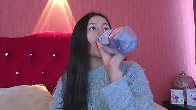 EmiGomez  online show from 09-26-25, 01:07