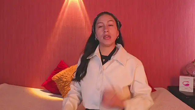 EmiGomez  online show from 11-28-25, 02:06