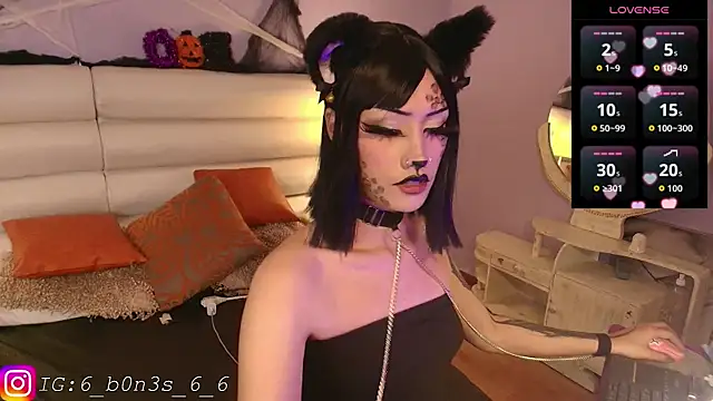 Snapshot of Effy_Corpse chatting on 10-12-25, 05:53 Effy Corpse online show from 10-12-25, 05:53