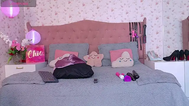 AvrillThomas online show from 03-18-25, 03:55