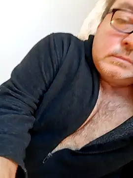 Snapshot of bluangelo chatting on 12-17-24, 01:16 bluangelo online show from 12-17-24, 01:16