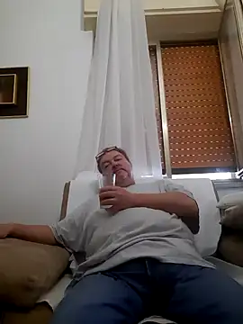 Snapshot of bluangelo chatting on 03-15-25, 12:02 bluangelo online show from 03-15-25, 12:02