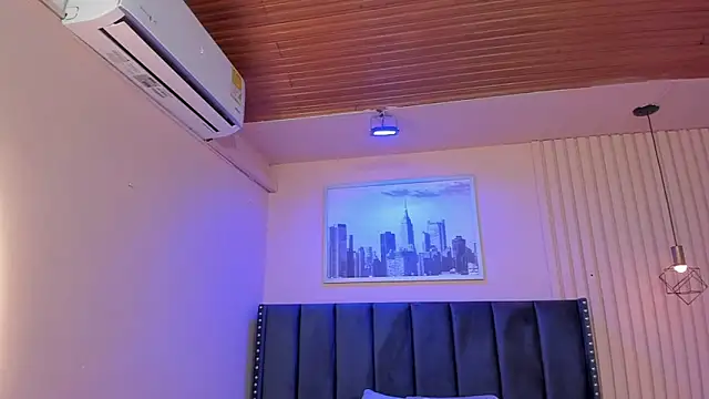 viiolett lee online show from 09-23-25, 09:00