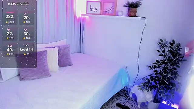 Snapshot of susyy7 chatting on 02-27-25, 03:40 susyy7 online show from 02-27-25, 03:40