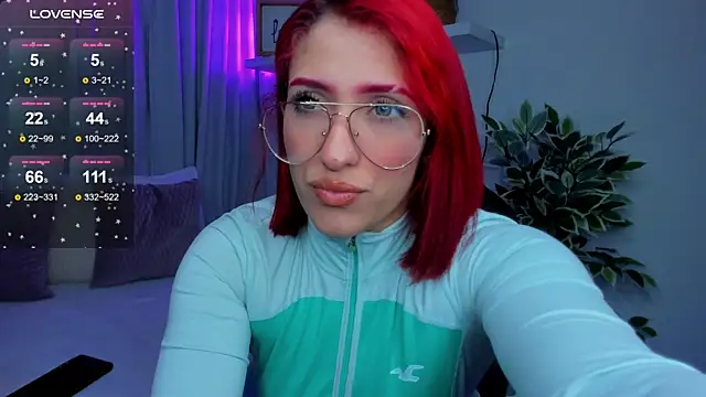 Snapshot of susyy7 chatting on 02-18-25, 03:42 susyy7 online show from 02-18-25, 03:42