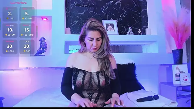 Snapshot of Cinthya_mjs chatting on 02-02-26, 01:21 Cinthya mjs online show from 02-02-26, 01:21