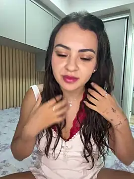 Snapshot of carol_amorim chatting on 12-07-24, 01:52 carol amorim online show from 12-07-24, 01:52