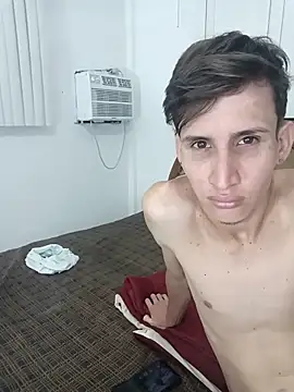 Milfvalesk online show from 12-17-25, 12:10