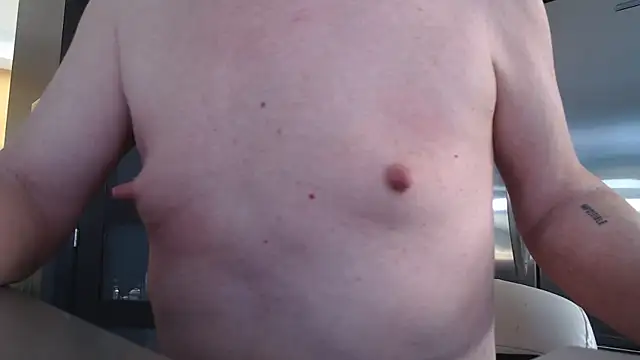 Snapshot of Toy-Daddy chatting on 03-11-25, 12:28 Toy-Daddy online show from 03-11-25, 12:28