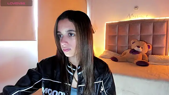 Snapshot of Melody_Ds chatting on 09-17-25, 09:39 Melody Ds online show from 09-17-25, 09:39