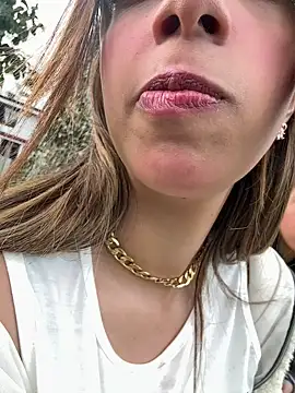 Snapshot of Melody_Ds chatting on 10-04-25, 09:27 Melody Ds online show from 10-04-25, 09:27