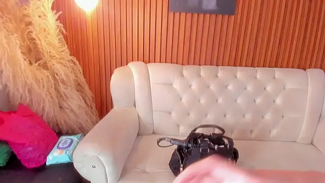 RosarioCruzz online show from 07-16-26, 12:35