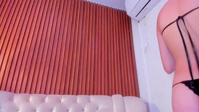 RosarioCruzz online show from 06-29-26, 04:50