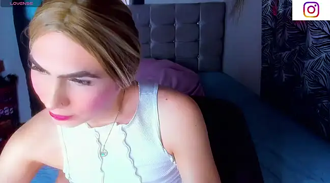 Snapshot of saskya chatting on 03-21-25, 12:50 saskya online show from 03-21-25, 12:50