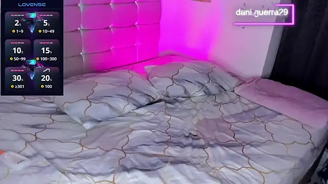 Snapshot of saskya chatting on 09-20-25, 12:15 saskya online show from 09-20-25, 12:15