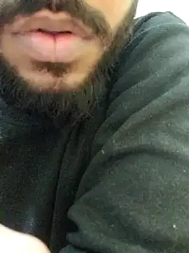 Snapshot of Johnysins24 chatting on 01-27-25, 07:24 Johnysins24 online show from 01-27-25, 07:24