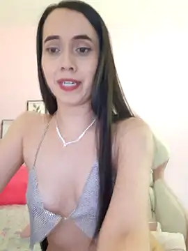 Snapshot of sophie_pazz chatting on 01-18-25, 11:00 sophie pazz online show from 01-18-25, 11:00