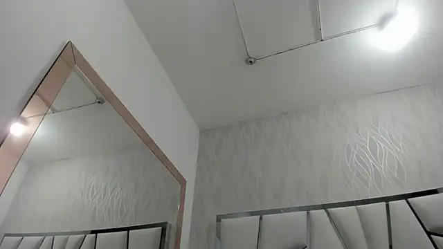 Victoriaa millers online show from 11-05-25, 07:06