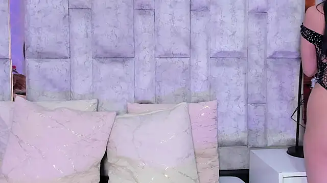 lila noa online show from 11-20-25, 07:36