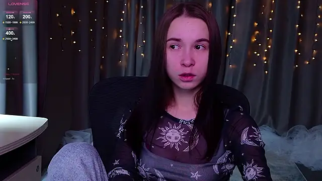 LilithStrangfor online show from 02-12-26, 08:30