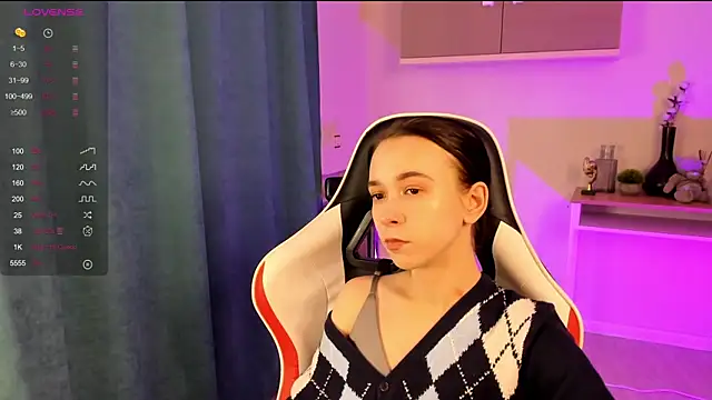 LilithStrangfor online show from 12-17-24, 11:28