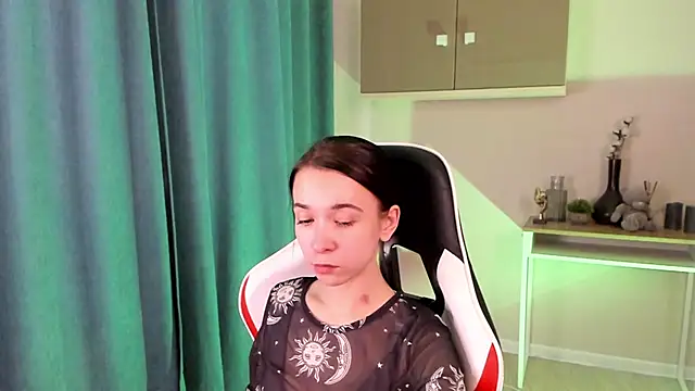 LilithStrangfor online show from 12-16-24, 07:58