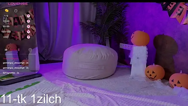 LilithStrangfor online show from 10-31-25, 01:52