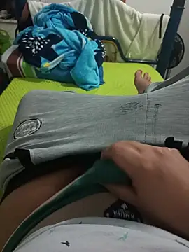 beautiful hands  online show from 02-12-26, 09:31