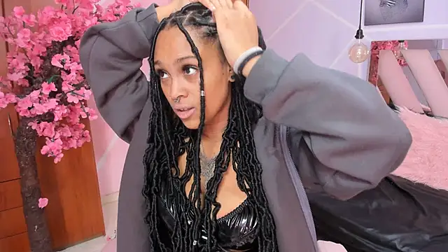 Elith noa online show from 09-17-25, 07:27