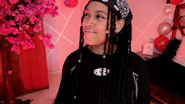 Elith noa online show from 10-16-25, 07:22