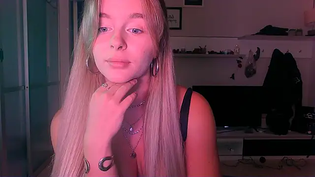 Snapshot of Eva_Jaya chatting on 09-23-25, 11:06 Eva Jaya online show from 09-23-25, 11:06