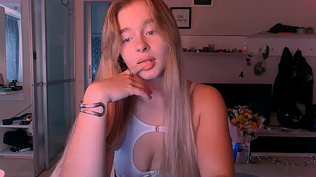 Snapshot of Eva_Jaya chatting on 09-29-25, 05:25 Eva Jaya online show from 09-29-25, 05:25