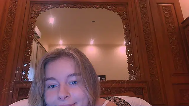 Eva Jaya online show from 11-11-25, 05:13