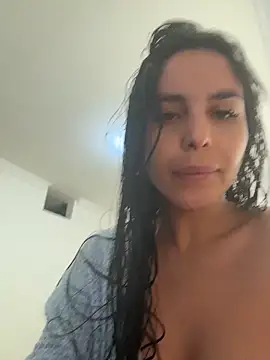  miaquevedo  online show from 04-21-26, 05:30