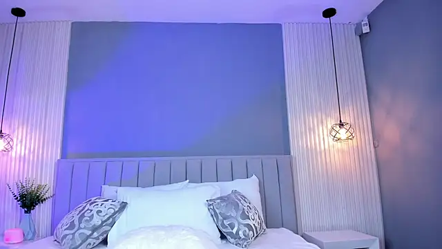 CaitlynCouper online show from 09-22-25, 10:49